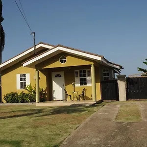 - Drax Hall Country Club 2-bed Luxury Holiday home Ocho Rios